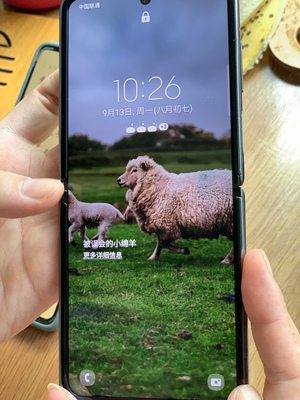 三星z flip怎么样？三星手机galaxy z flip参数及测评